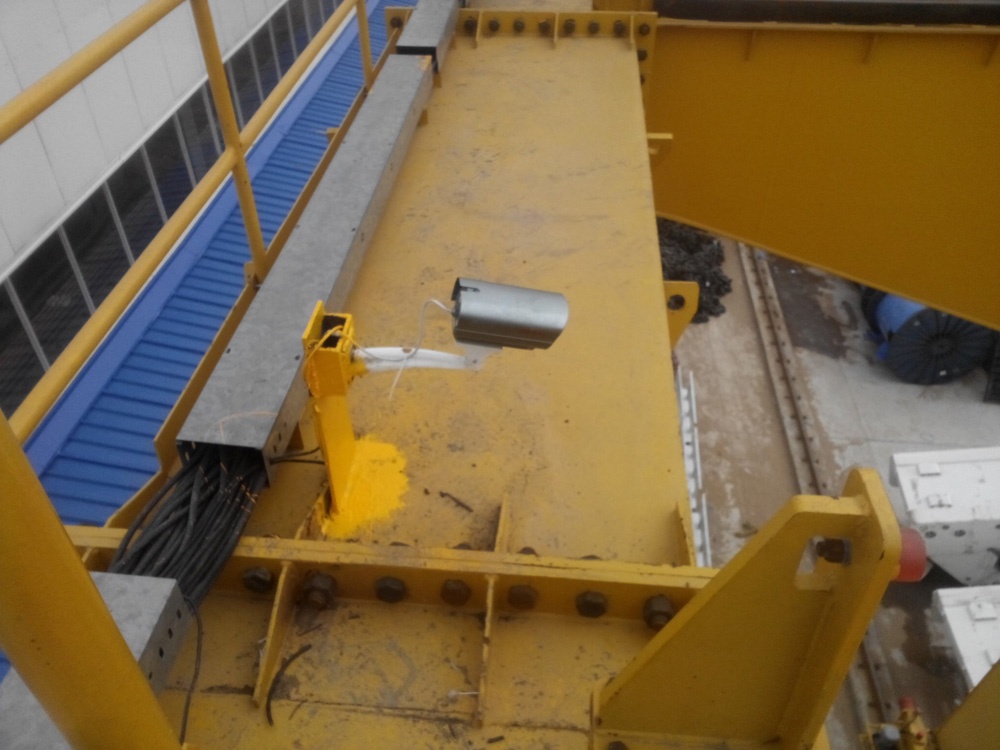 鄂尔多斯石拉乌素煤矿安装门式起重机安全监控系统现场图片七